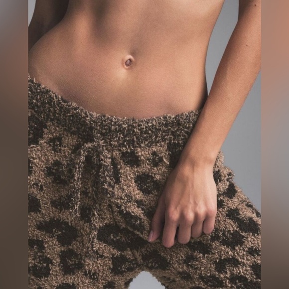 NWT SKIMS (S/M) Cozy Knit Pants Leopard Print - Picture 2 of 5